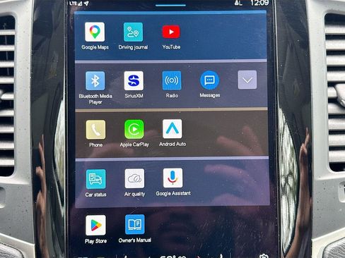 Used 2023 Volvo XC90 B5 Core w/ Protection Package image 16