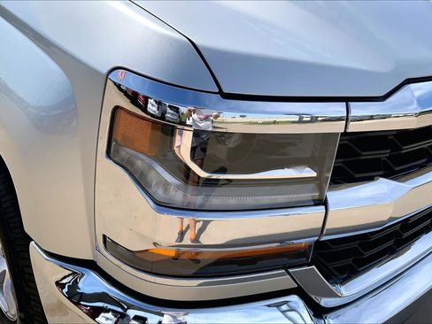 Used 2017 Chevrolet Silverado 1500 LT w/ All Star Edition RWD image 26