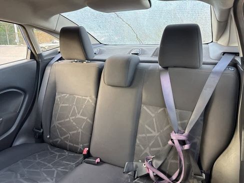 Used 2011 Ford Fiesta SE w/ 201A Rapid Spec Order Code image 10