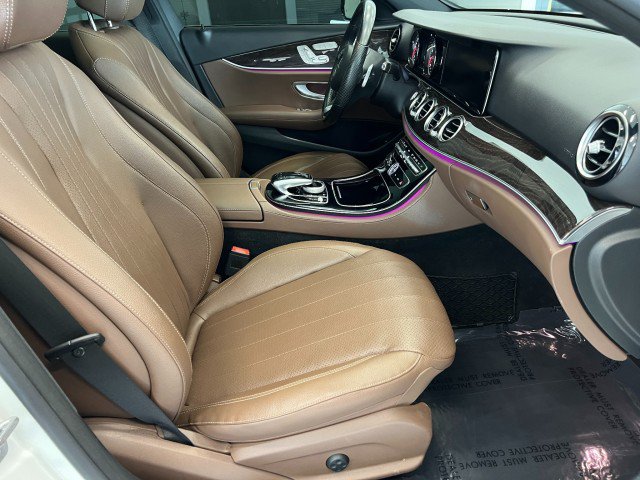 Used 2017 Mercedes-Benz E 300 4MATIC image 13