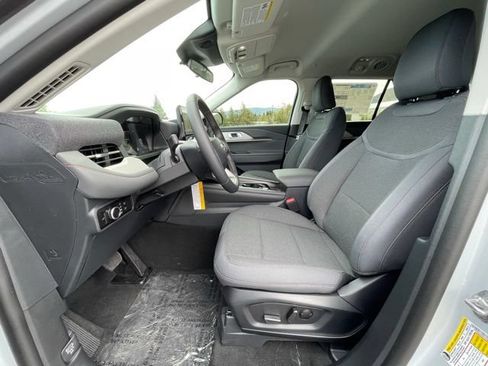 New 2026 Ford Explorer Active AWD/4WD image 7