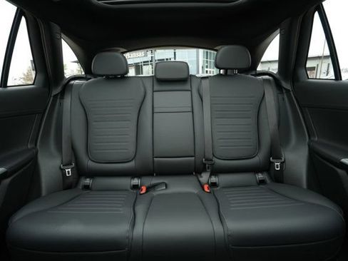 Used 2026 Mercedes-Benz GLC 300 4MATIC image 34