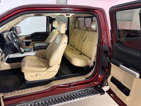 Used 2016 Ford F150 Lariat w/ Equipment Group 502A Luxury AWD/4WD image 20