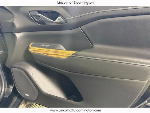 Used 2019 GMC Acadia Denali w/ Technology Package image 18