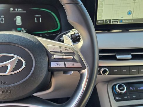 Used 2023 Hyundai Palisade SEL image 42