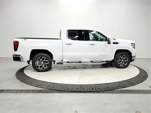 New 2026 GMC Sierra 1500 SLT w/ SLT Premium Plus Package image 8