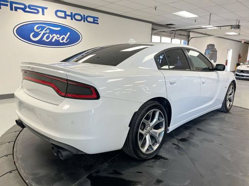 Used 2015 Dodge Charger R/T w/ Plus Group RWD image 8