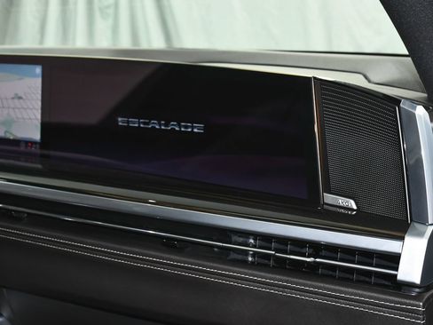 Used 2025 Cadillac Escalade Premium Luxury w/ LPO, Floor Liner Package AWD/4WD image 67