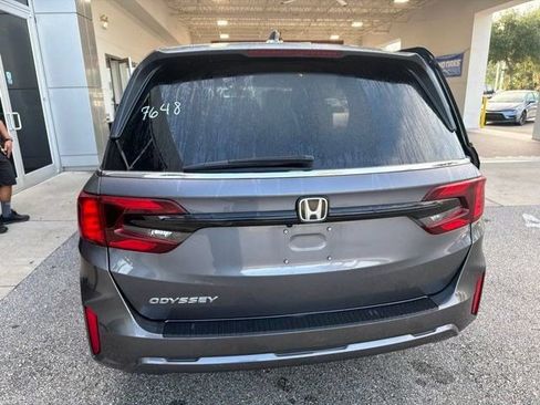 Used 2025 Honda Odyssey EX-L image 8