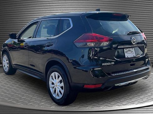 Used 2020 Nissan Rogue S FWD image 4