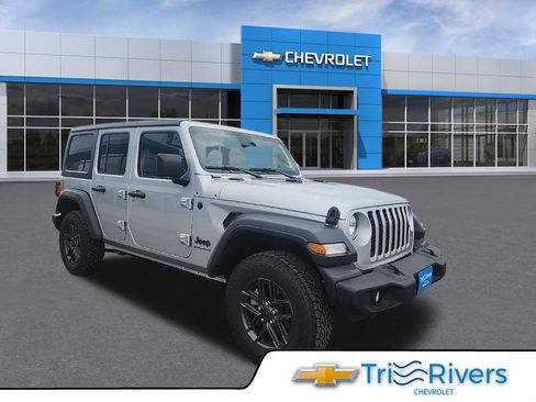 Used 2024 Jeep Wrangler Unlimited Sport AWD/4WD image 7