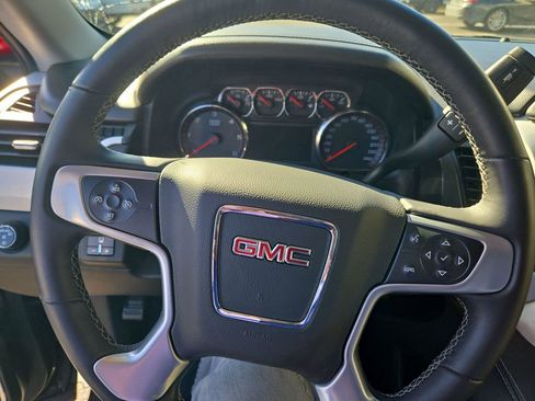 Used 2015 GMC Yukon SLE w/ Convenience Package image 16