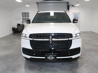 New 2025 Lincoln Navigator L Reserve w/ Jet Appearance Package video 2