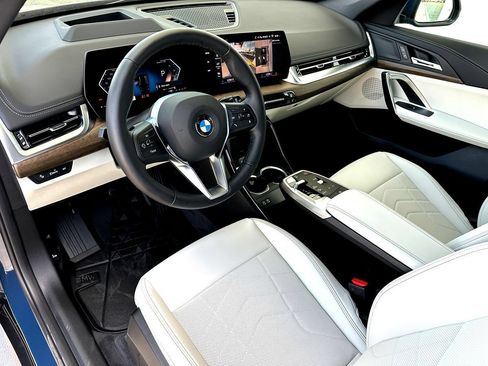New 2026 BMW X1 xDrive28i w/ Technology Package AWD/4WD image 11