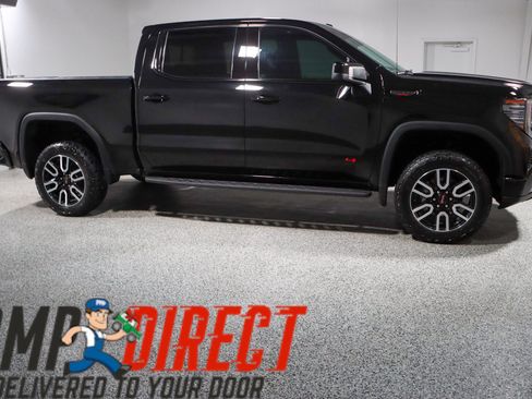 Used 2024 GMC Sierra 1500 AT4 w/ Technology Package AWD/4WD image 6