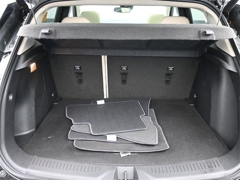 Used 2024 Buick Encore GX Avenir w/ Avenir Convenience Package image 6