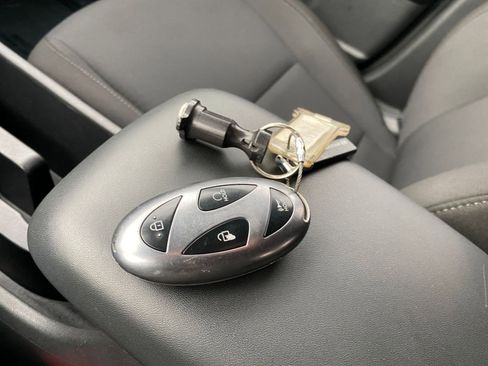 Used 2025 Hyundai Kona SEL image 22