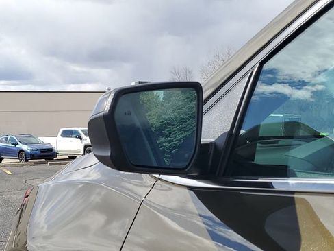 Used 2024 Chevrolet Equinox LT w/ LPO, Floor Liner Package image 34