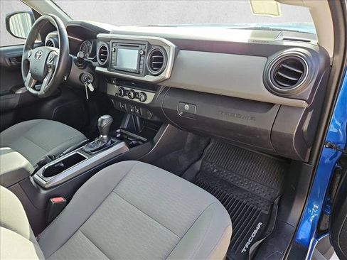 Used 2018 Toyota Tacoma SR5 image 21