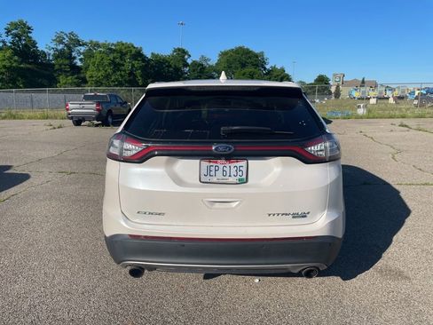 Used 2017 Ford Edge Titanium w/ Equipment Group 301A AWD/4WD image 7