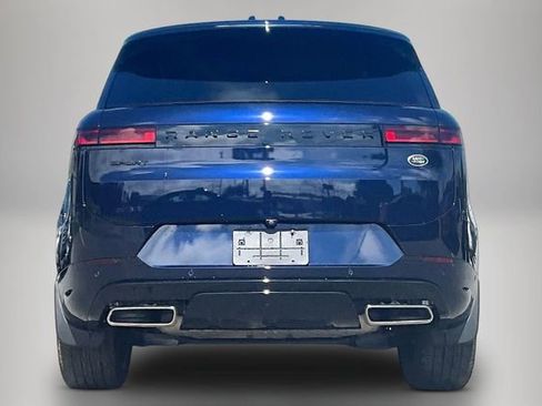 Used 2023 Land Rover Range Rover Sport SE Dynamic image 6