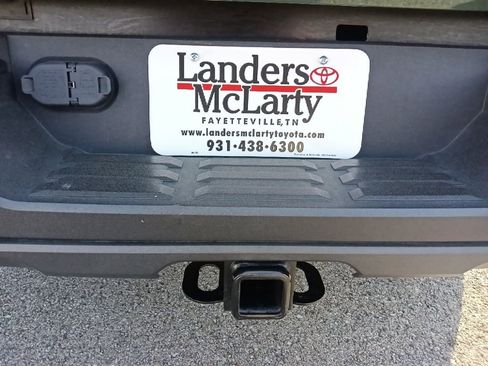 Used 2022 Toyota Tundra SR5 w/ Convenience Package image 30