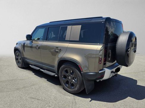Used 2025 Land Rover Defender 110 S AWD/4WD image 3