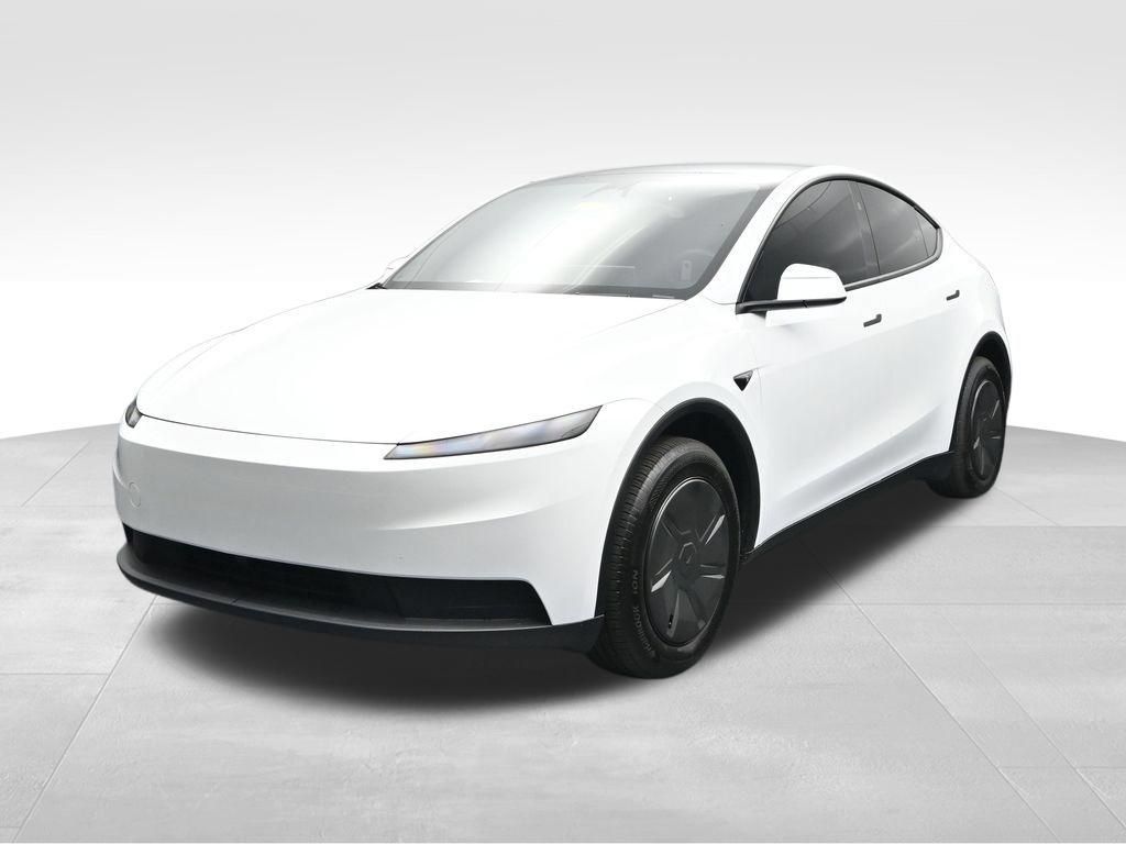Used 2026 Tesla Model Y 2WD image 5