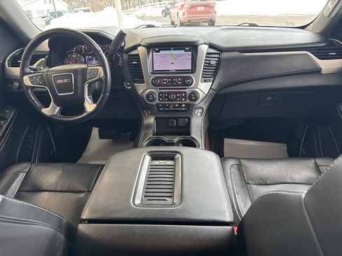 Used 2016 GMC Yukon SLT image 32