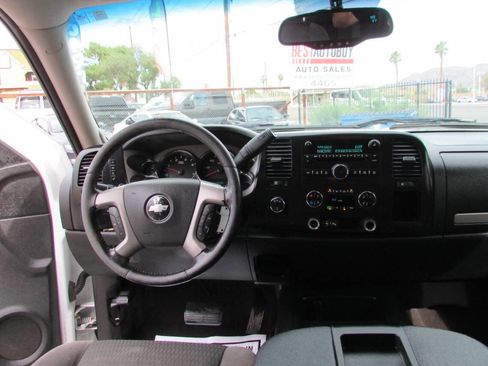 Used 2007 Chevrolet Silverado 2500 LT w/ 2LT Convenience Package image 30