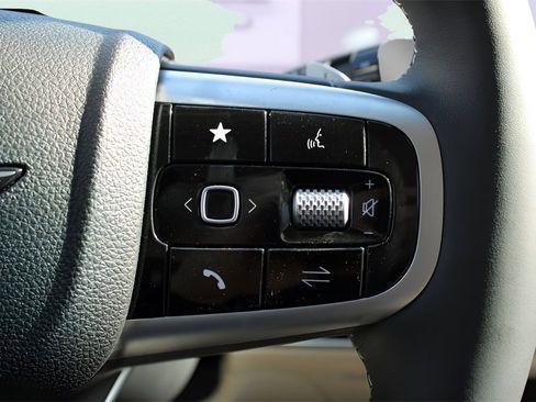 New 2026 Genesis GV70 2.5T image 17