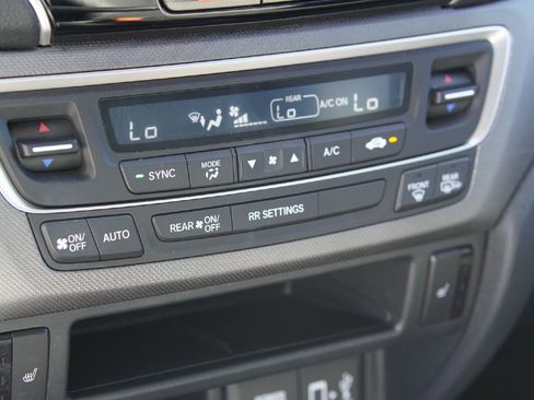 Used 2023 Honda Ridgeline RTL image 14