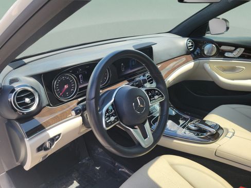Used 2019 Mercedes-Benz E 300 image 15