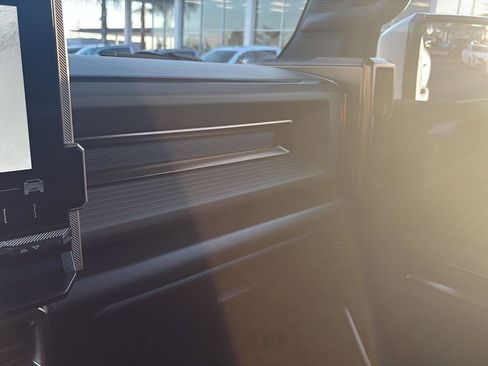 Used 2025 GMC Hummer EV 3X w/ LPO, Sport Package image 40