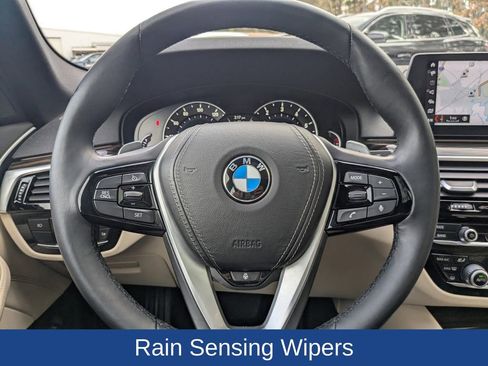 Used 2017 BMW 530i xDrive image 27
