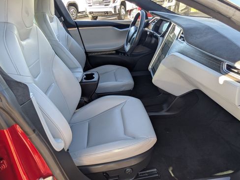 Used 2015 Tesla Model S 85D image 38