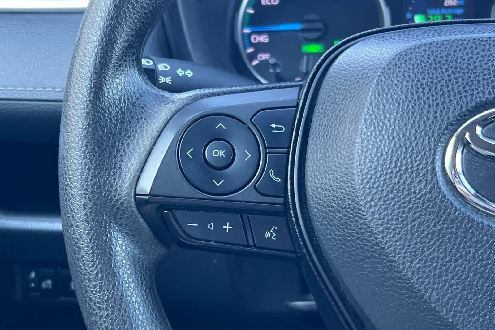 Certified 2022 Toyota RAV4 LE AWD/4WD image 25