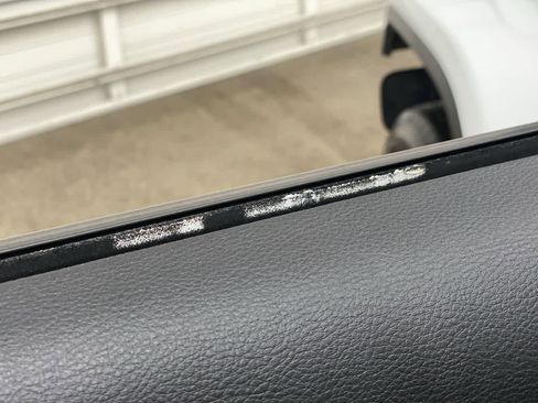Used 2025 Jeep Wrangler Unlimited Sahara AWD/4WD image 33