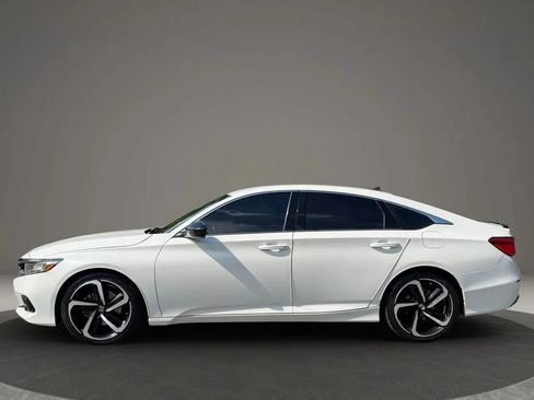 Used 2021 Honda Accord Sport image 9