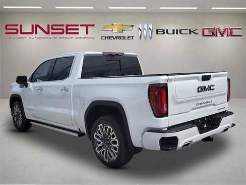 Certified 2024 GMC Sierra 1500 Denali Ultimate AWD/4WD image 6