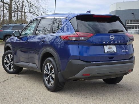 Used 2023 Nissan Rogue SV w/ SV Premium B Package image 13