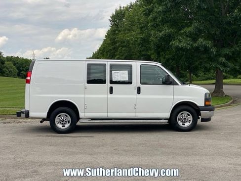 Used 2024 GMC Savana 2500 w/ Driver Convenience Package RWD image 7