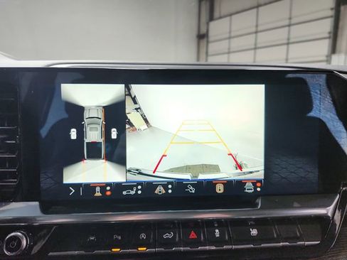 Used 2024 GMC Sierra 1500 Elevation w/ Elevation Premium Package image 30