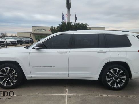 Used 2023 Jeep Grand Cherokee L Overland image 1