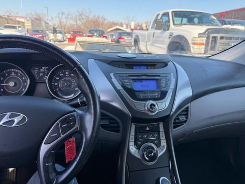 Used 2013 Hyundai Elantra Limited image 21