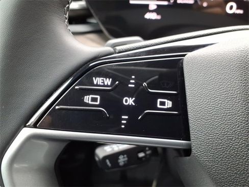 Used 2025 Audi Q5 Premium w/ Convenience Package image 21