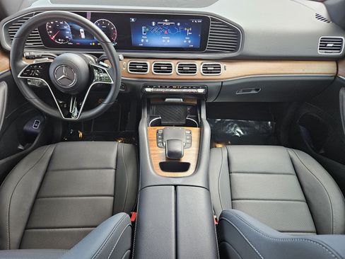 Certified 2025 Mercedes-Benz GLE 350 4MATIC image 18