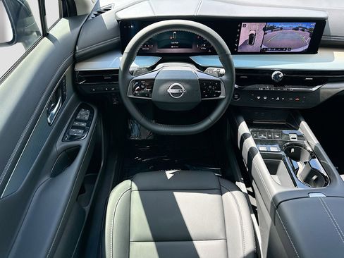 New 2025 Nissan Murano SL image 16