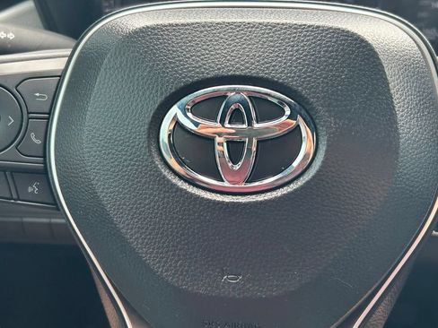 Used 2025 Toyota Corolla SE FWD image 33