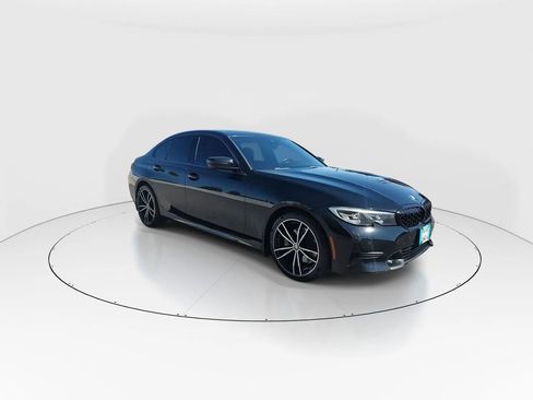 Used 2020 BMW 330i Sedan w/ Driving Assistance Package image 2